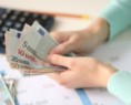 Výdaje domácností v EU se v roce 2021 zvýšily o 4 %